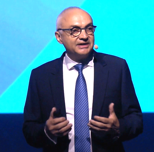 imecのLuc Van den hove CEO