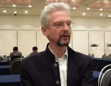 図1 WPC ChairmanのMenno Treffers氏