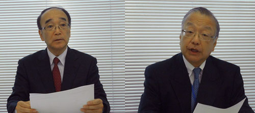図1 デバイス&システム・プラットフォーム開発センターの会長の斉藤昇三氏(右)と社長の波多野至氏(左)