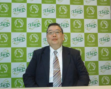 図1 東北大学国際集積エレクトロニクス研究開発センター長 遠藤哲郎氏