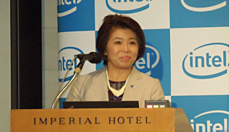 図1 インテル社代表取締役社長の江田麻季子氏