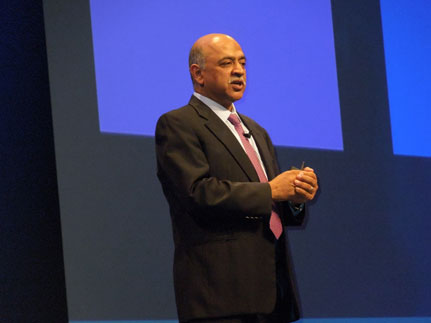 図1 IBMのHybrid Cloud兼IBM Research Director担当Corporate Senior VPのArvind Krishna氏