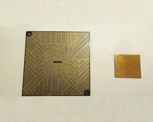 図1 Power 9のパッケージ裏面(左)とチップ(右) チップの1辺は2cm近い