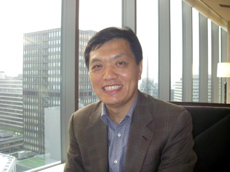 スイスAdvanced Circuit Pursuit AG社のCEO、Qiuting Huang氏