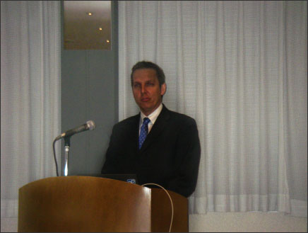 図1 AustriamicrosystemsのシニアVP兼GMのBernd Gessner氏