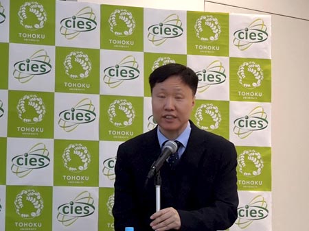 図1 Samsung Electronicsファウンドリ事業部、LSI PA Teamの首席エンジニアのYong Kyu Lee氏