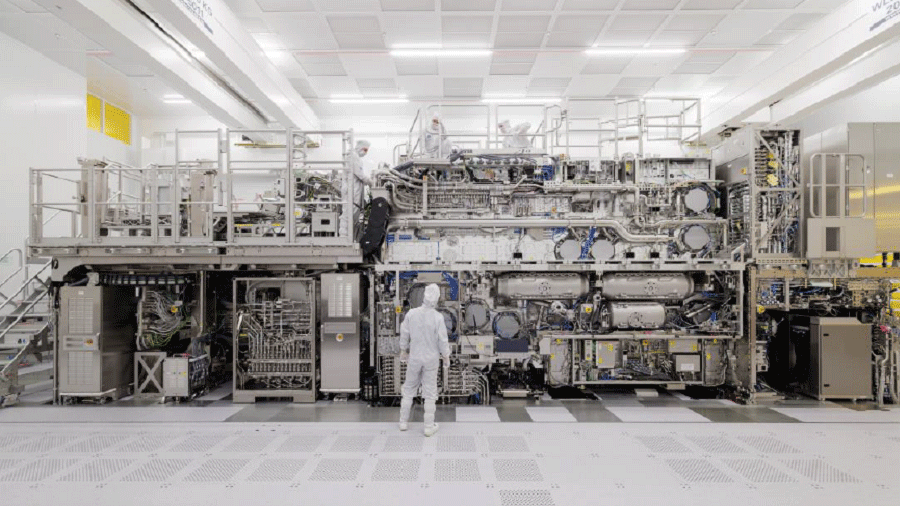 ASML���̳�ƻ��лԵ����˸��ߤ�50̾����27ǯ�̻����������ײ�