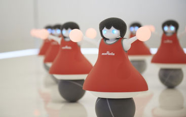 Murata cheerleader robots to debut at CEATEC